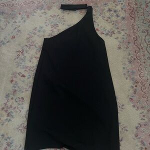 One Shoukd black dress with choker